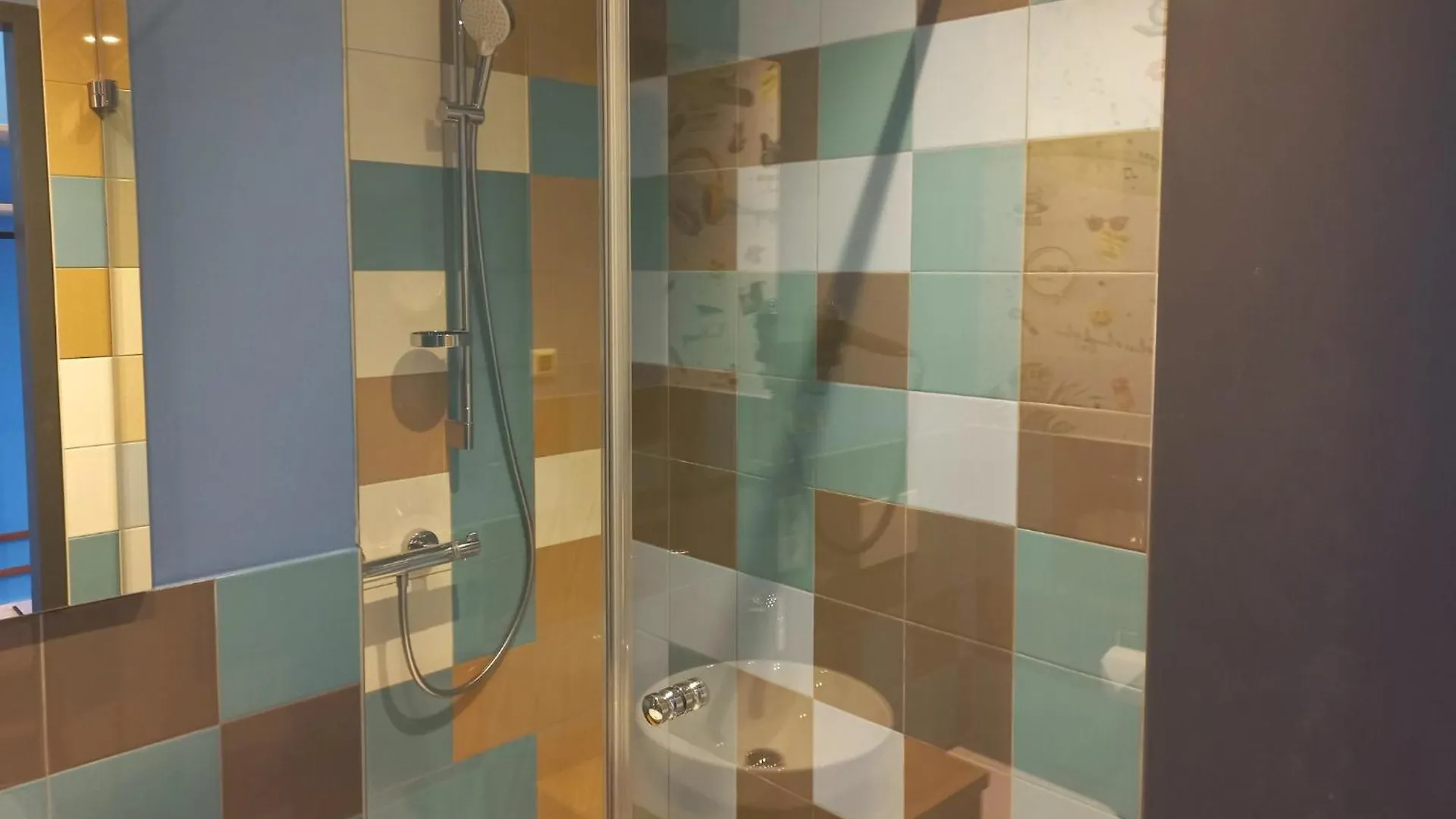 *** 호텔 Holiday Inn - The Niu, Pax Berlin Airport By Ihg 독일