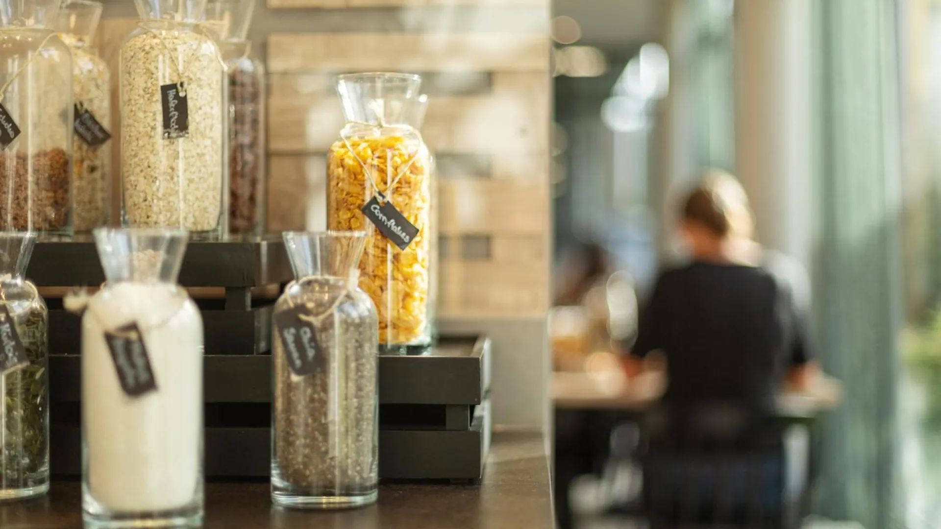 호텔 Holiday Inn - The Niu, Pax Berlin Airport By Ihg
