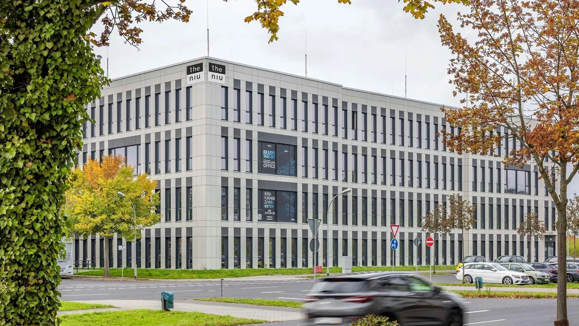 호텔 Holiday Inn - The Niu, Pax Berlin Airport By Ihg